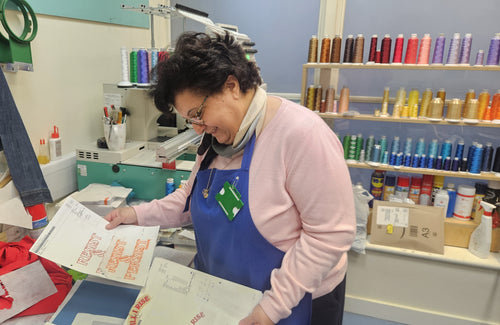 Embroidered summer T-shirts : 100% sustainable : STILL I RISE